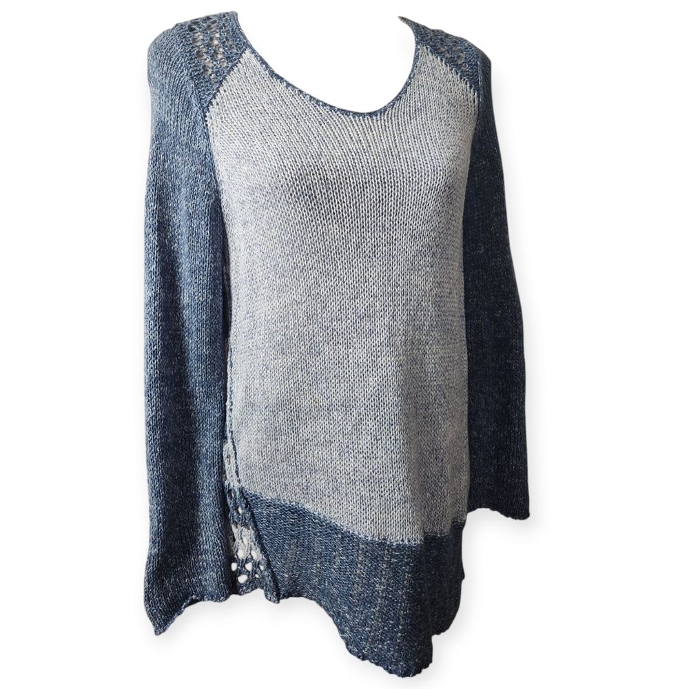 CHICOS Open Knit Blue Gray Asymmetric Sweater Size Medium
